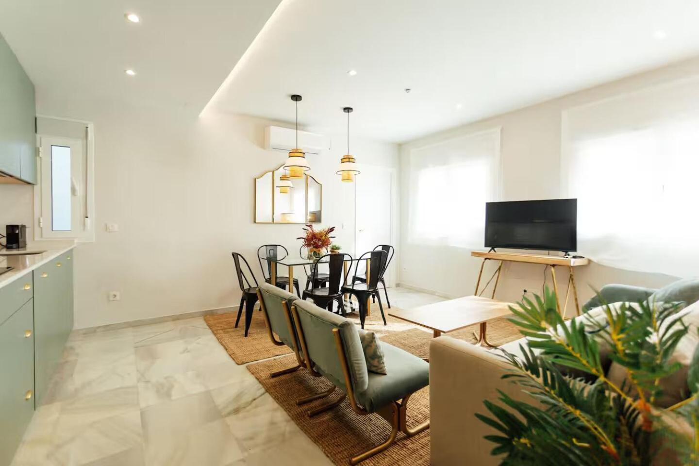 Apartmán Reformed And Comfy- 2Bd 2Bth- Arenal Sevilla Exteriér fotografie